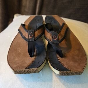 OluKai Brown and Black Sandals Comfortable Everyday Wear